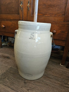 Medalta 5 Gallon Butter Churn with Original Wooden Dasher #42505