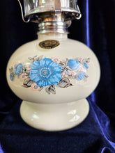 Load image into Gallery viewer, Lamplight Farms Ivory Glass Oil Lamp #2529
