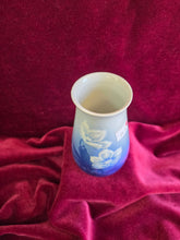 Load image into Gallery viewer, Bing &amp; Grondahl Copenhagen Porcelain Floral Vase 42510
