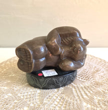 Load image into Gallery viewer, Brown Jade Bear Sculpture 2438
