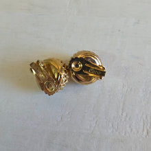 Load image into Gallery viewer, CORO Citrine Rhinestones Round Earrings Clip Ons 024001
