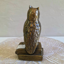 Load image into Gallery viewer, Vintage Brass Owl on Books 42510003

