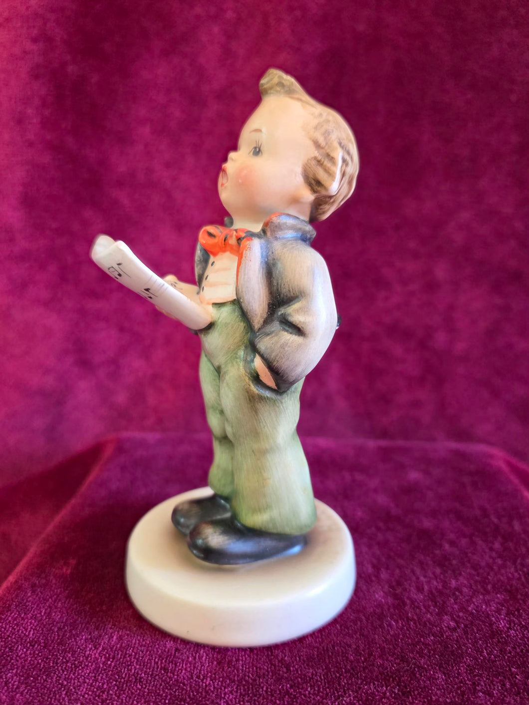 Hummel Goebel “The Soloist” Figurine 42508002