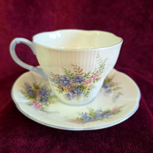 Royal Albert Blossom Time Series “Wisteria” 42510009