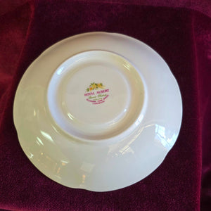 Royal Albert Blossom Time Series “Laburnum” 42510008