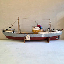 Load image into Gallery viewer, Wooden Model Dagmar Ship 42505002
