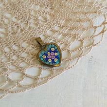 Load image into Gallery viewer, Antica Murrina Heart shaped Pendant 42508003
