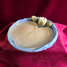 Load image into Gallery viewer, Bing &amp; Grondahl Copenhagen Lilypad Dish 42510017
