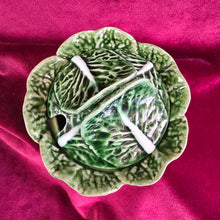 Load image into Gallery viewer, Bordallo Pinheiro Lidded Cabbage Leaf Sugar Jam Bowl 42510
