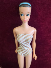 Load image into Gallery viewer, 1963 Wig Wardrobe Barbie 42508
