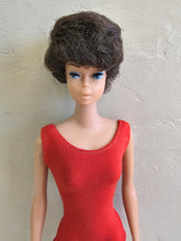 Load image into Gallery viewer, 1960s Brunette Bubble Cut Barbie with Pale Lips 42508
