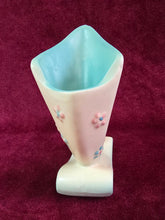 Load image into Gallery viewer, Hull Pottery Cornucopia Butterfly Vase
