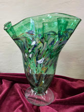Load image into Gallery viewer, Signed Arte Vargas Blown Glass Vase 42508
