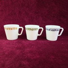 Load image into Gallery viewer, Pyrex Coffee Mugs 42511
