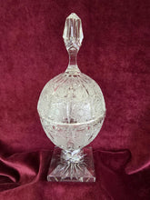 Load image into Gallery viewer, Brilliant Cut Crystal Lidded Candy Dish 020
