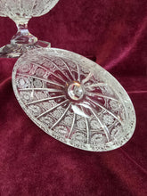 Load image into Gallery viewer, Brilliant Cut Crystal Lidded Candy Dish 020
