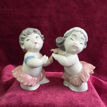 Load image into Gallery viewer, Lladro NAO Hawaii Limited Edition Hula Dance Pair 036
