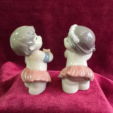Load image into Gallery viewer, Lladro NAO Hawaii Limited Edition Hula Dance Pair 036
