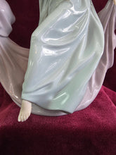 Load image into Gallery viewer, Lladro May Dance Figurine 036
