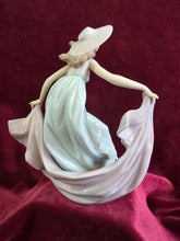 Load image into Gallery viewer, Lladro May Dance Figurine 036
