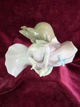 Load image into Gallery viewer, Lladro Joy of Life Figurine 036
