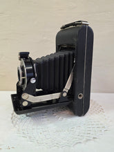 Load image into Gallery viewer, Vintage Folding Kodak Camera 42509
