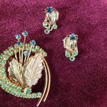 Load image into Gallery viewer, Green and Blue Rhinestone Gold-toned Brooch &amp; Clip-on Earring Set 037
