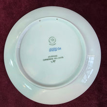 Load image into Gallery viewer, Bing &amp; Grondahl Copenhagen Christmas Plates 42412
