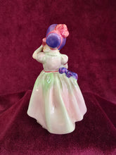 Load image into Gallery viewer, Royal Doulton Babie HN 1679 42303

