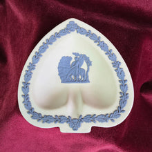 Load image into Gallery viewer, Wedgwood White &amp; Blue Jasperware Heart Shaped Ashtray Trinket Dish 42509

