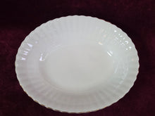 Load image into Gallery viewer, Royal Albert Val D'Or Oval Vegetable Bowl 42509

