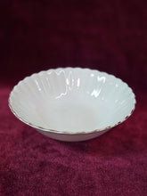 Load image into Gallery viewer, Royal Albert Val D'Or Cereal Bowl 42509
