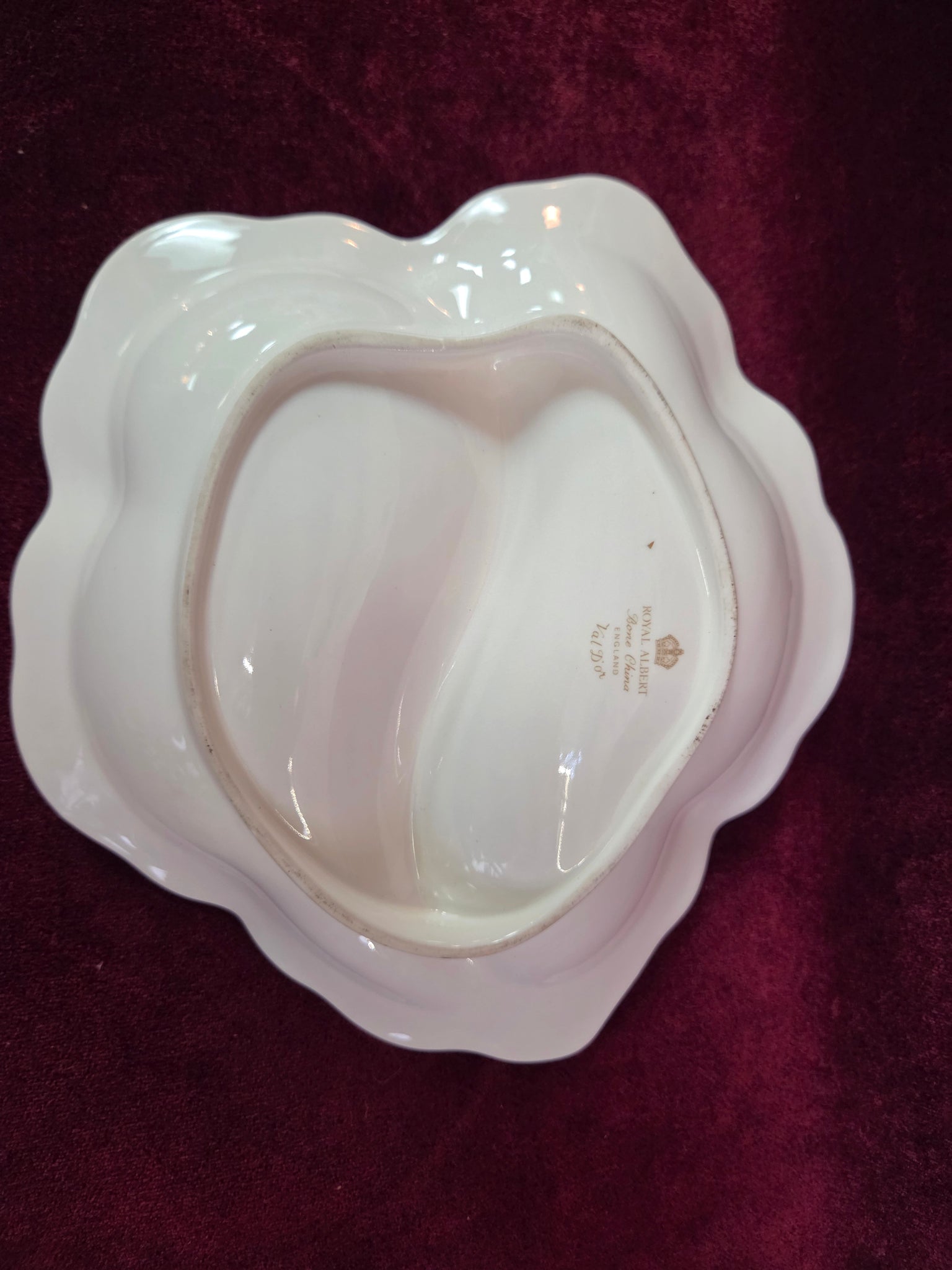 Royal Albert Val D'or Split Leaf Shaped Relish & Pickle Dish 42509 ...