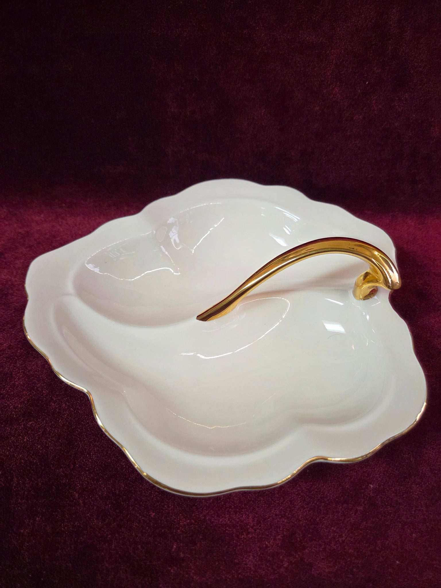 Royal Albert Val D'or Split Leaf Shaped Relish & Pickle Dish 42509 ...