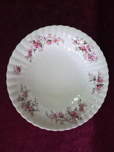 Load image into Gallery viewer, Royal Albert Lavender Rose Round Vegetable Serving Bowl 4719
