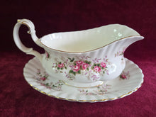 Load image into Gallery viewer, Royal Albert Lavender Rose Gravy Boat
