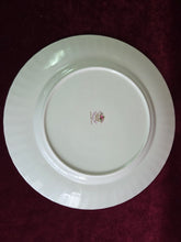 Load image into Gallery viewer, Royal Albert Lavender Rose Dinner Plate
