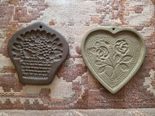 Load image into Gallery viewer, Clay Cookie Press HAN
