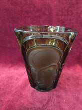 Load image into Gallery viewer, Walther &amp; Sohne 3 Faces Art Deco Vase with Flower Frog 42601
