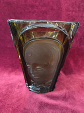 Load image into Gallery viewer, Walther &amp; Sohne 3 Faces Art Deco Vase with Flower Frog 42601
