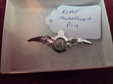 Load image into Gallery viewer, RCAF Sweetheart Pin 42601
