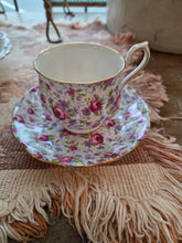 Load image into Gallery viewer, Royal Albert Teacup
