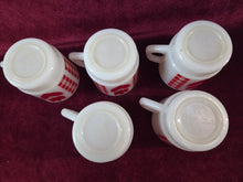 Load image into Gallery viewer, Vintage Red Tulip Termocrisa Milk Glass Mugs 42602
