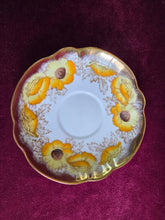 Load image into Gallery viewer, Salisbury Iceland Poppy Teacup 42510
