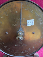Load image into Gallery viewer, Antique 1910 Scale 42305
