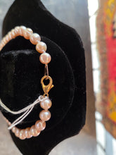 Load image into Gallery viewer, Blush Pink Pearl Necklace 42605
