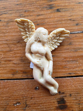 Load image into Gallery viewer, Ivory Angel Carving 42309
