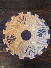 Load image into Gallery viewer, Handwoven Basket/ Bowl with Base 567

