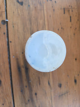 Load image into Gallery viewer, Egg Cup 569
