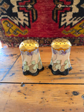 Load image into Gallery viewer, Victorian Salt &amp; Pepper Shakers 2438
